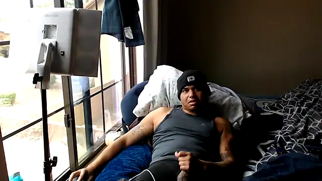 ReesesPns online show from October 2025 06:06:01 PM