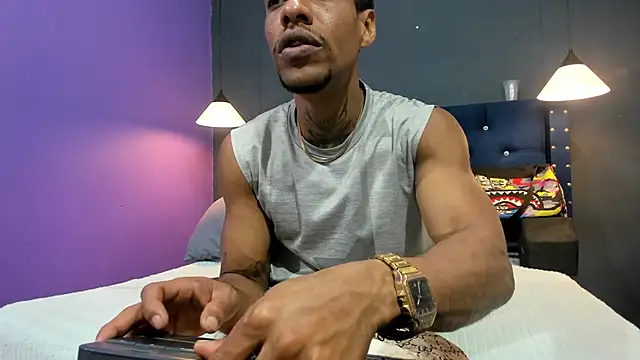 Snapshot of Salomon_koude chatting on November 2025 06:28:01 PM Salomon koude online show from November 2025 06:28:01 PM