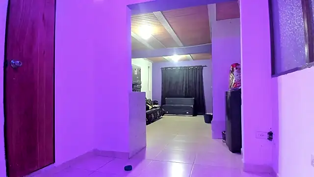 Snapshot of Salomon_koude chatting on November 2025 08:02:02 PM Salomon koude online show from November 2025 08:02:02 PM