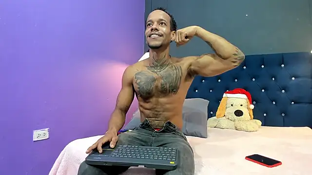 Snapshot of Salomon_koude chatting on November 2025 05:23:02 PM Salomon koude online show from November 2025 05:23:02 PM