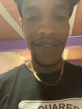 Snapshot of Salomon_koude chatting on December 2025 04:05:01 PM Salomon koude online show from December 2025 04:05:01 PM