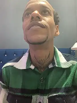 Snapshot of Salomon_koude chatting on January 2026 08:13:02 PM Salomon koude online show from January 2026 08:13:02 PM