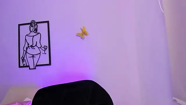 Snapshot of Allison-Bell1 chatting on September 2025 09:04:01 PM Allison-Bell1 online show from September 2025 09:04:01 PM