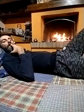 Snapshot of HastLuster chatting on November 2025 10:15:02 PM HastLuster online show from November 2025 10:15:02 PM