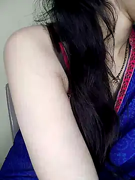 Snapshot of Fair-magic-woman chatting on December 2024 01:36:02 AM Fair-magic-woman online show from December 2024 01:36:02 AM