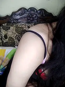 Snapshot of Fair-magic-woman chatting on November 2025 07:05:02 PM Fair-magic-woman online show from November 2025 07:05:02 PM