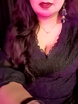 Suhanakhan00 online show from March 2026 07:44:01 AM