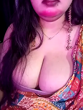 Suhanakhan00 online show from March 2026 07:30:01 PM