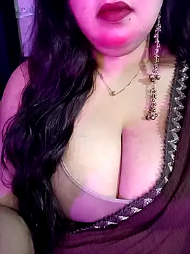 Suhanakhan00 online show from May 2026 09:17:01 AM