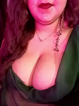 Suhanakhan00 online show from May 2026 09:47:01 AM