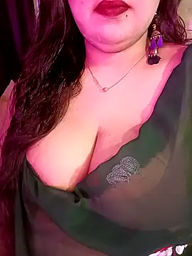 Suhanakhan00 online show from May 2026 10:56:02 AM