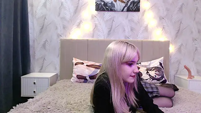 Princess Shy    online show from December 2024 12:17:01 PM