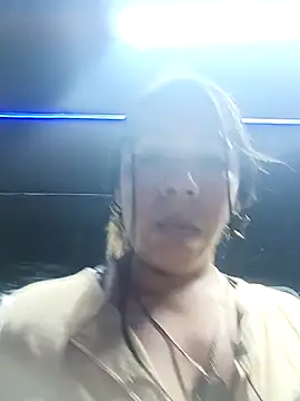 Snapshot of Karenn12 chatting on November 2025 02:10:02 AM Karenn12 online show from November 2025 02:10:02 AM