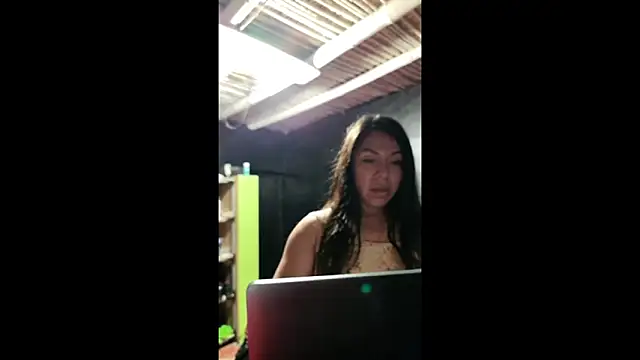 Karenn12 online show from March 2026 07:36:02 AM