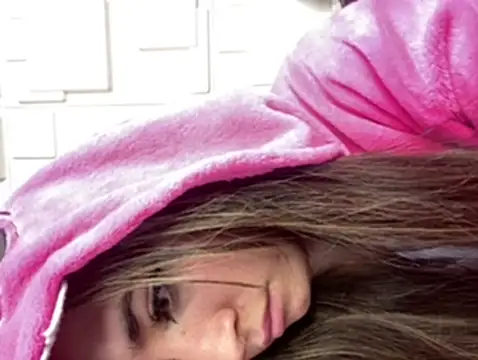 Sophie LS online show from February 2025 12:03:02 PM