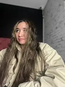 Sophie LS online show from March 2025 07:45:01 AM