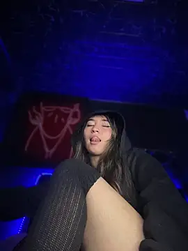 Snapshot of Sophie_LS chatting on December 2025 07:48:01 AM Sophie LS online show from December 2025 07:48:01 AM