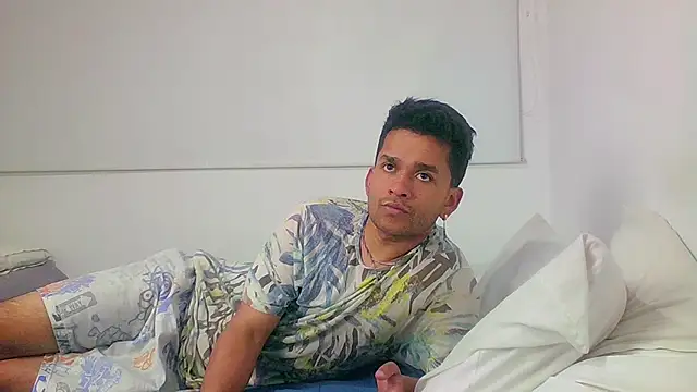 Snapshot of be_sinners chatting on December 2024 11:03:02 PM be sinners online show from December 2024 11:03:02 PM