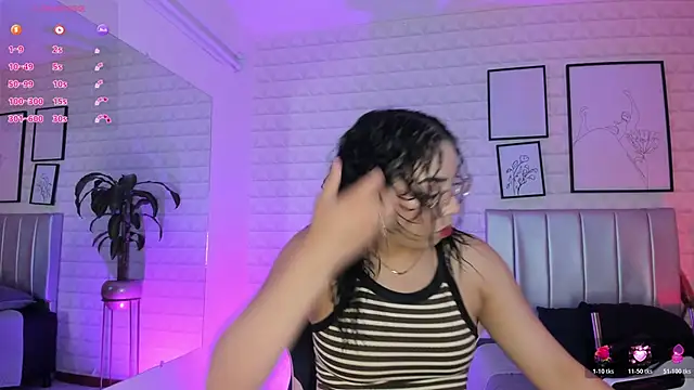 Lizzie-Evans online show from February 2026 12:01:01 PM