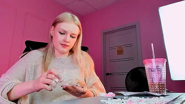 GraceGlamour online show from January 2025 08:29:01 AM