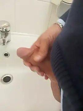 ptrz990 online show from January 2026 03:26:01 PM