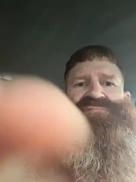 Snapshot of Redfurr69 chatting on December 2024 11:39:01 PM Redfurr69 online show from December 2024 11:39:01 PM