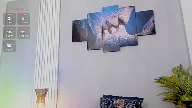 Snapshot of thomas_eliotts chatting on December 2024 10:00:02 PM thomas eliotts online show from December 2024 10:00:02 PM