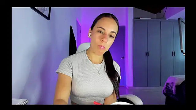 Sara lopez 28 online show from July 2026 12:59:01 PM