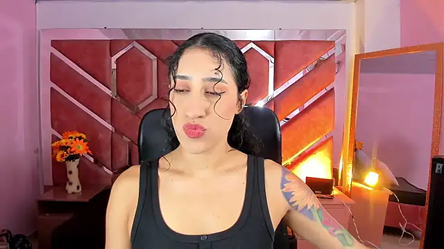 Eimy Sexy  online show from May 2026 01:07:01 PM