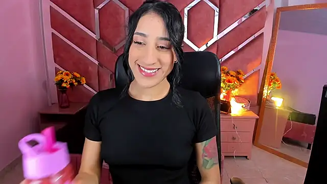 Eimy Sexy  online show from June 2026 01:13:01 PM