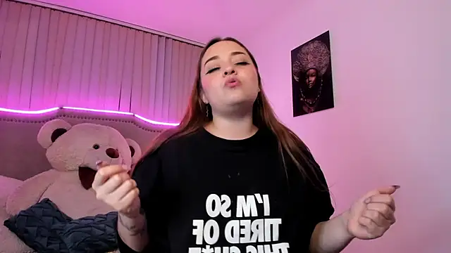 Valentina Se online show from December 2024 04:11:01 AM