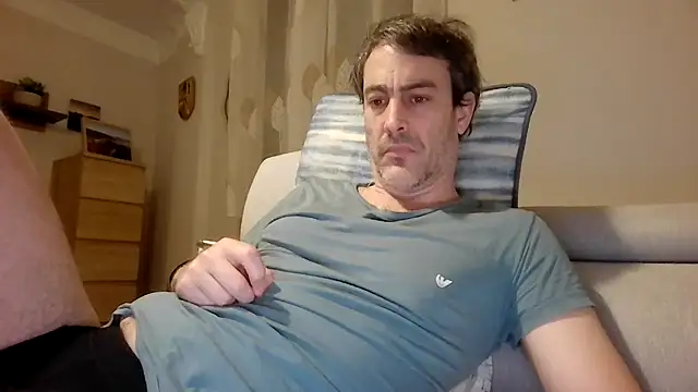 basquehotboy online show from February 2026 09:59:02 PM