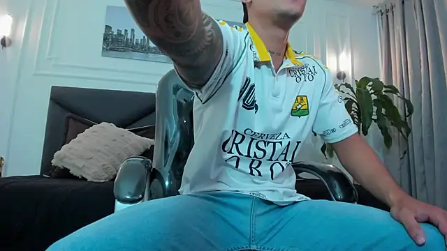 Damian23   online show from November 2025 10:59:02 AM