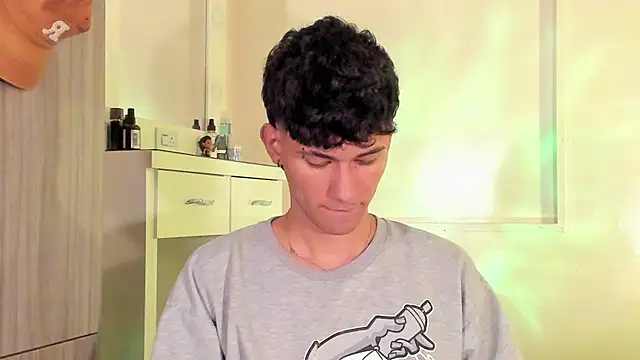 Snapshot of Alexx_tc chatting on February 2025 03:34:02 AM Alexx tc online show from February 2025 03:34:02 AM