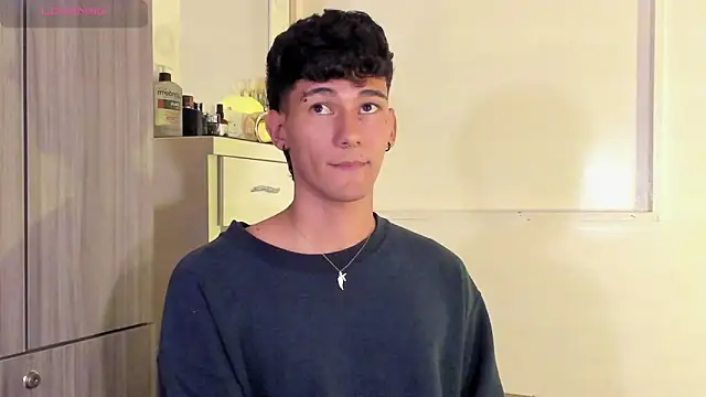 Snapshot of Alexx_tc chatting on March 2025 03:57:01 AM Alexx tc online show from March 2025 03:57:01 AM