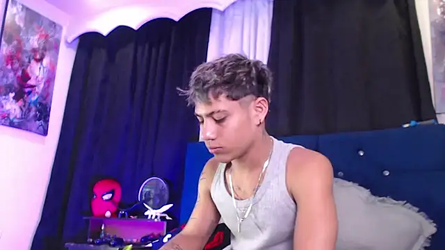 Sexys Boys Hot1 online show from June 2026 01:28:02 AM