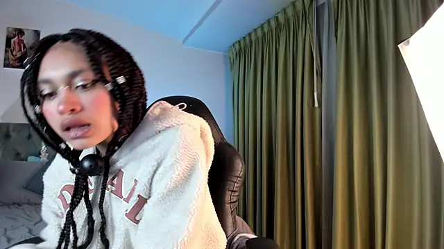 Snapshot of Kat_cute_ chatting on January 2025 10:05:02 AM Kat cute online show from January 2025 10:05:02 AM