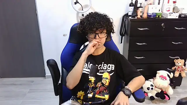 thomascooper7 online show from September 2025 07:15:02 PM