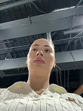 Snapshot of NattyPierce chatting on January 2025 08:03:01 AM NattyPierce online show from January 2025 08:03:01 AM