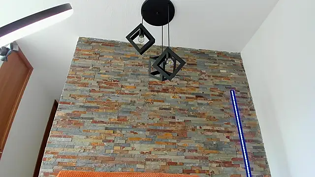 Snapshot of geordi_and_sofia chatting on February 2025 03:23:02 PM geordi and sofia online show from February 2025 03:23:02 PM