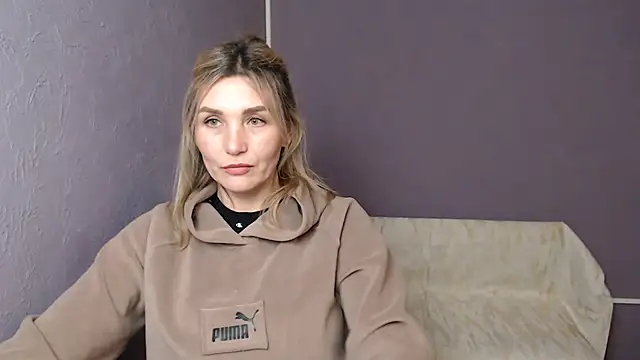  sexy lady online show from February 2025 01:06:01 PM