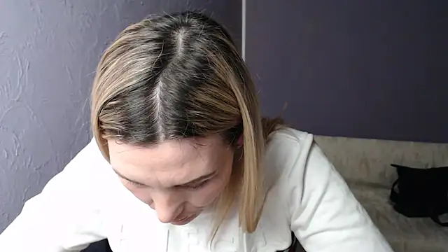  sexy lady online show from February 2025 08:39:01 PM