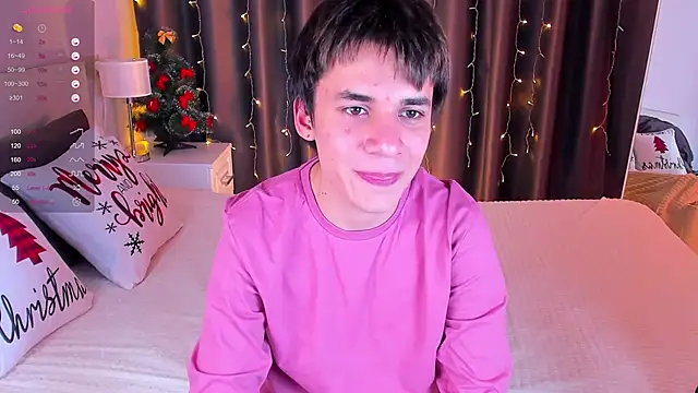 Snapshot of Andrew_Clar chatting on December 2024 01:32:02 PM Andrew Clar online show from December 2024 01:32:02 PM