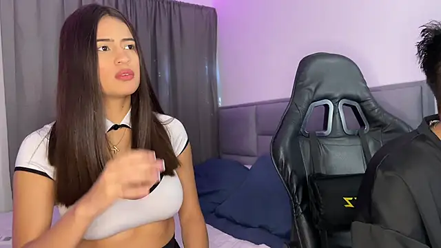 dereckbrownn online show from February 2025 03:51:02 PM