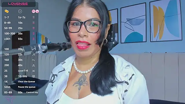 Sam foox online show from February 2025 04:29:01 AM