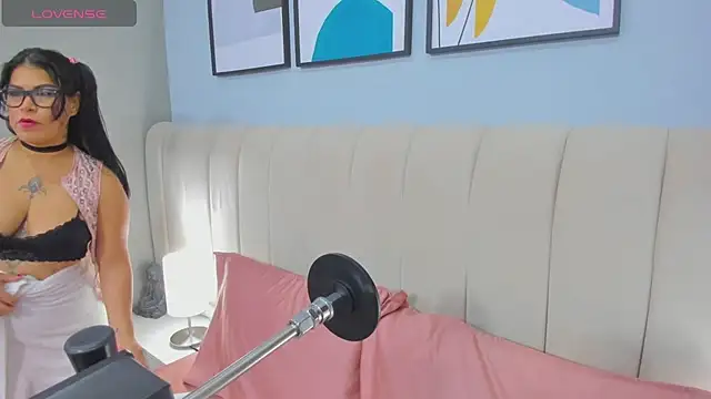 Sam foox online show from February 2025 04:10:02 AM