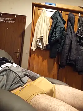 Snapshot of Brucekind chatting on February 2026 08:10:01 PM Brucekind online show from February 2026 08:10:01 PM