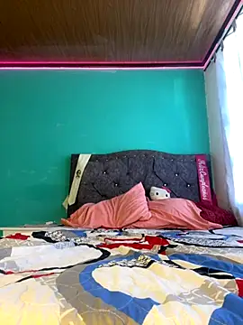 Snapshot of ALANAH_KITTY chatting on October 2025 08:20:01 PM ALANAH KITTY online show from October 2025 08:20:01 PM