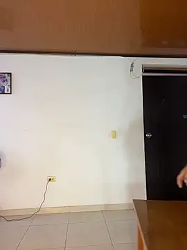 Snapshot of ALANAH_KITTY chatting on November 2025 07:47:01 PM ALANAH KITTY online show from November 2025 07:47:01 PM