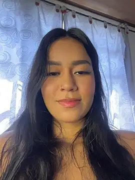 Snapshot of ALANAH_KITTY chatting on July 2026 02:48:02 PM ALANAH KITTY online show from July 2026 02:48:02 PM